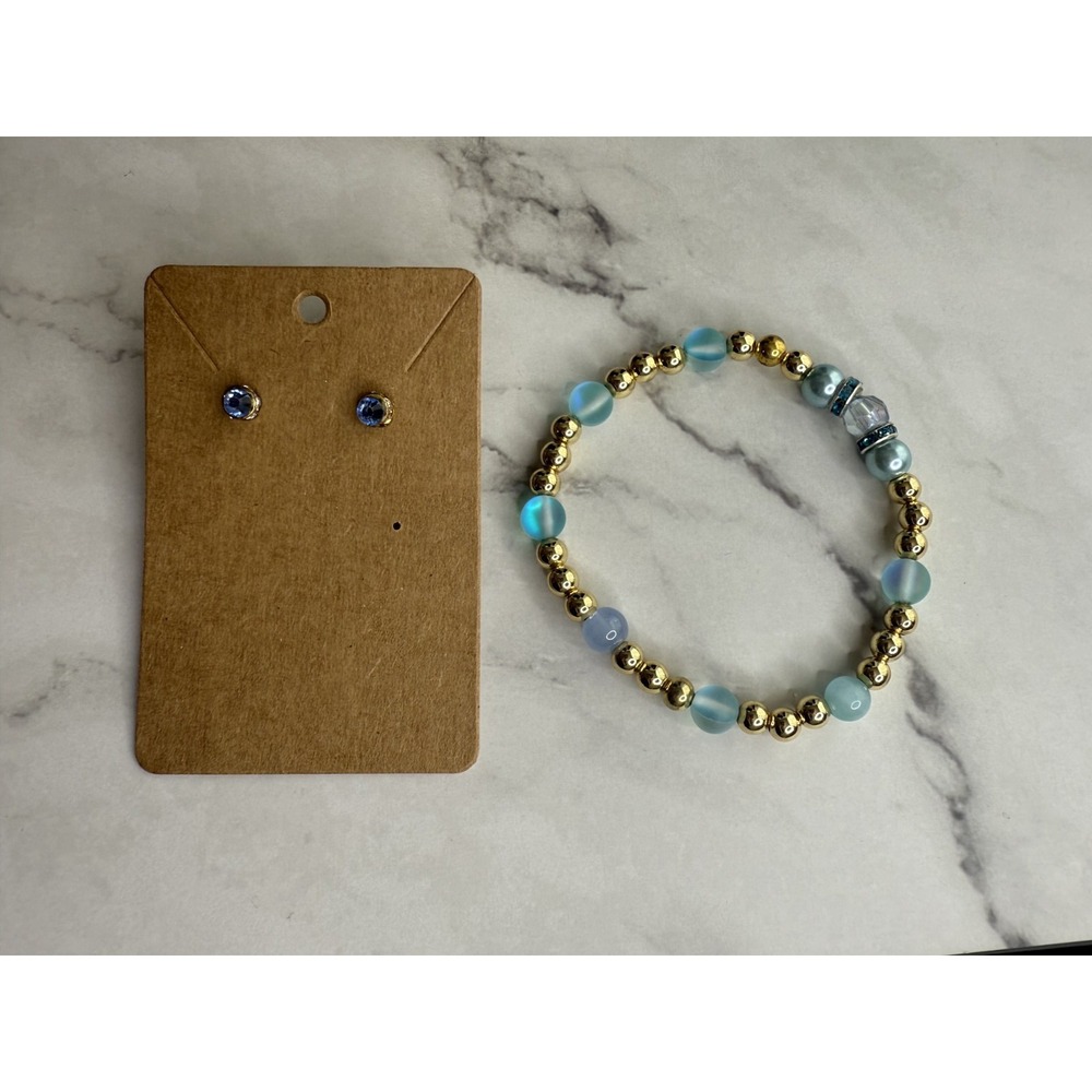 handmade‎ beaded stud earrings and bracelets blue and gold tones